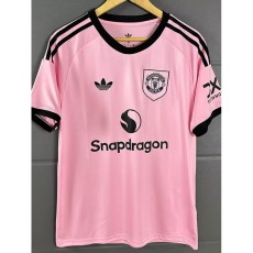 2025/26 Man Utd GKP Pink Fans Soccer jersey