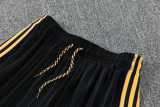 2025/26 Man Utd Training Shorts Suit