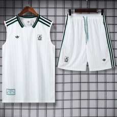 2025/26 LIV White Training Shorts Suit