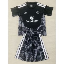 2026/27 Man Utd GKB Black Fans Kids Soccer jersey
