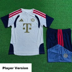 2026/27 Bayern Player Training Shorts Suit