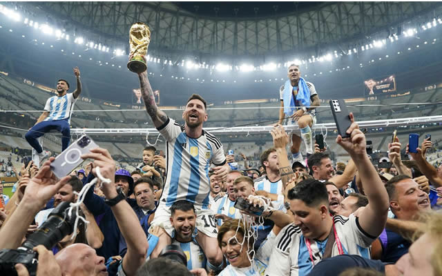 MESSI crowd world cup