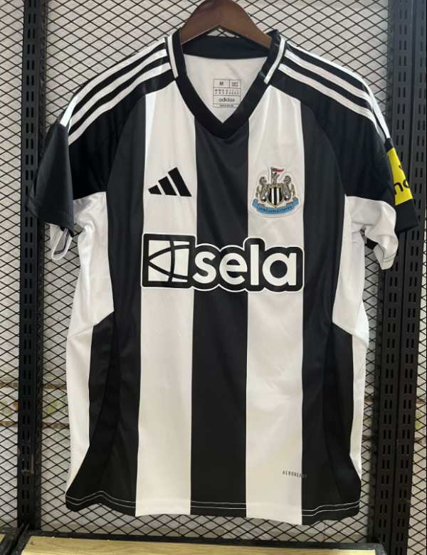 24/25 Newcastle Home Fans 1:1 Quality Soccer Jersey