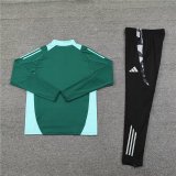 24/25  Manchester United Green1:1 Quality Training Jersey