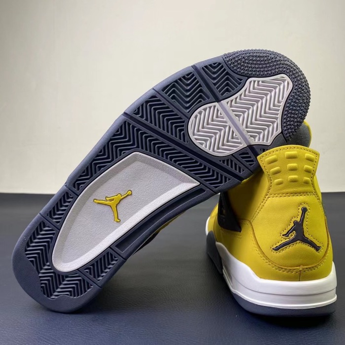 Air Jordan 4 “Lightning” CT8527-700