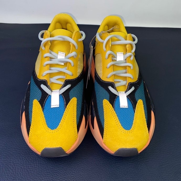 Yeezy Boost 700 Sun GZ6984