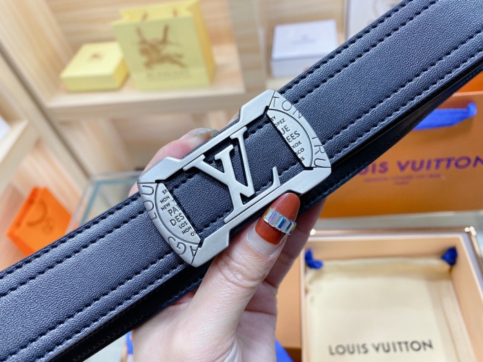 L*ouis V*uitton Belts Top Quality922