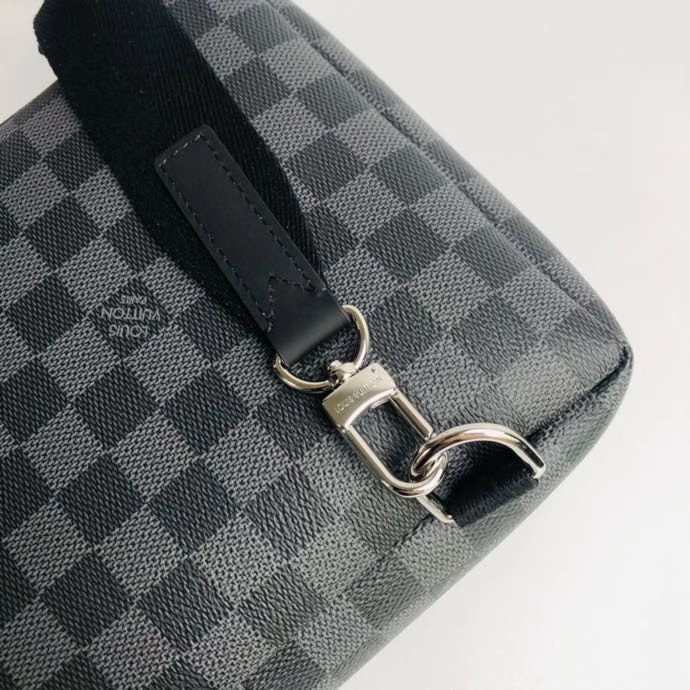 L*ouis V*uitton Top Bag