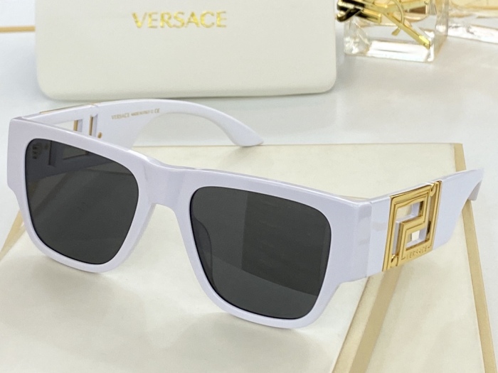 V*ersace Glasses Top