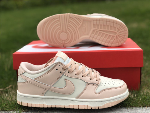 Nike Dunk Low WMNS “Orange Pearl”