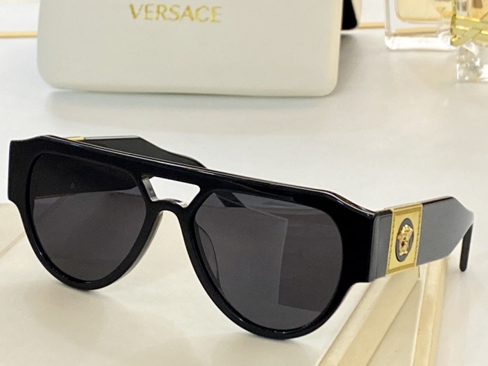 V*ersace Glasses Top