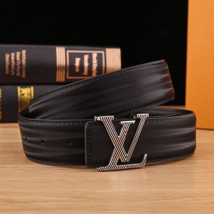 L*ouis V*uitton Belts Top Quality1004