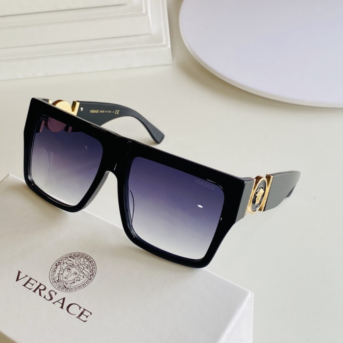 V*ersace Glasses Top