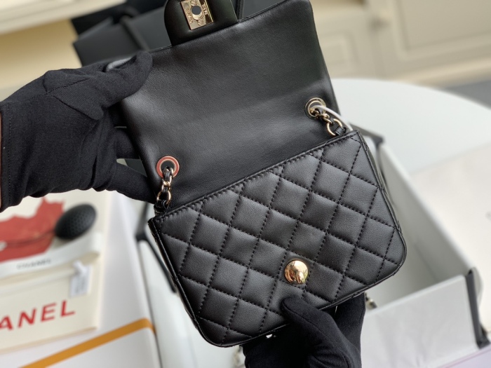 C*hanel Top Bag 18cm