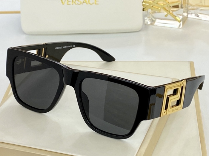 V*ersace Glasses Top