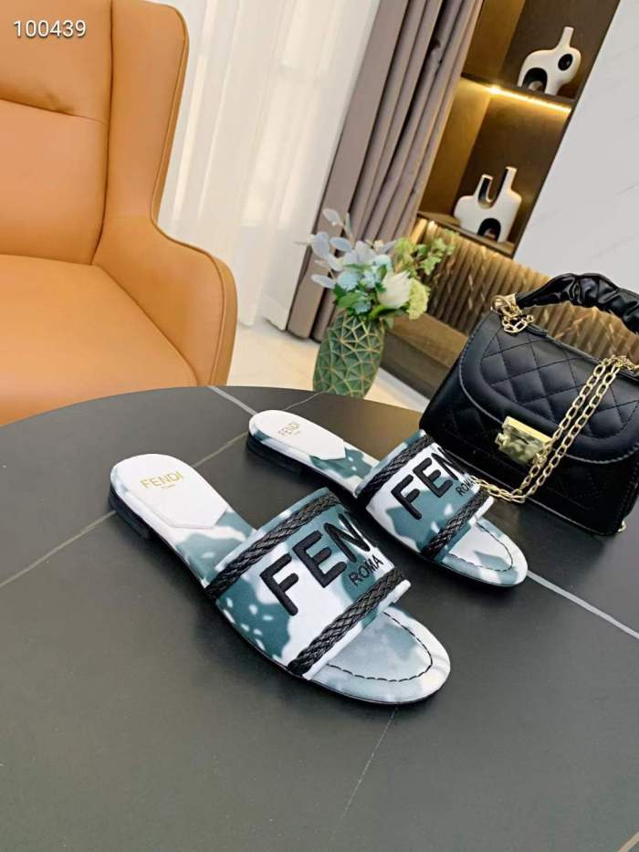 Women F*endi Top Sandals
