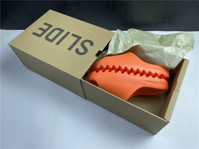 Yeezy Slide