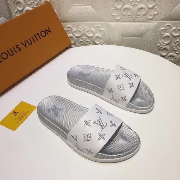 L*ouis V*uitton Top Sandals