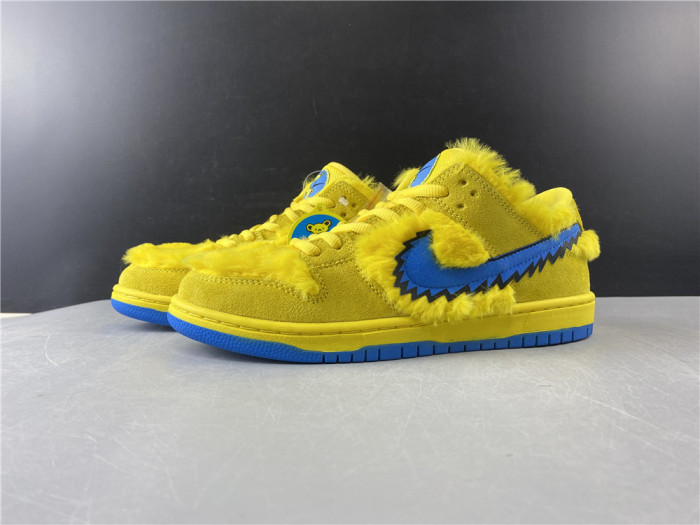 Grateful Dead x Nike SB Dunk Low