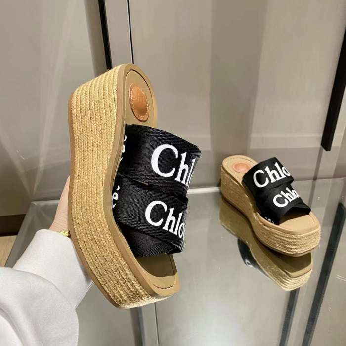 Women C*hloe Top Sandals