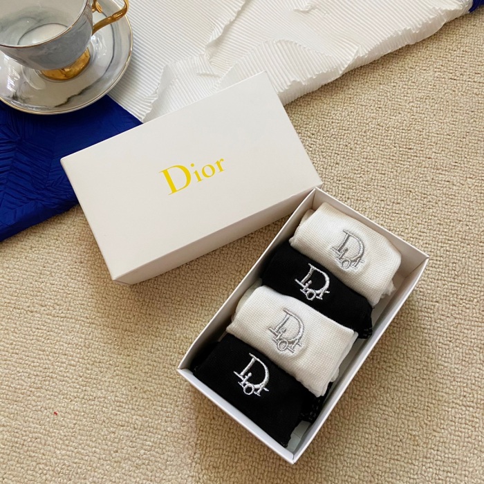 Socks 4pieces