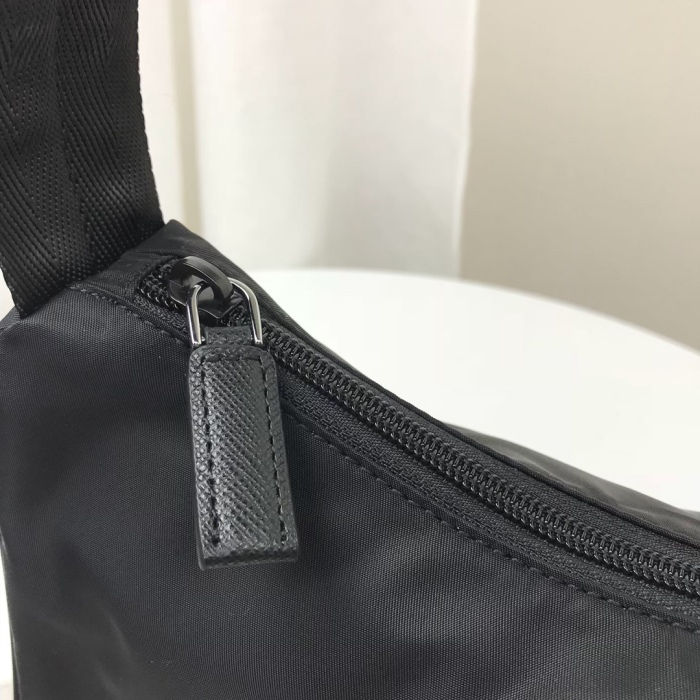 P*rada Top Bag