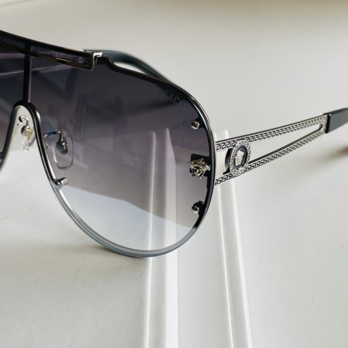 V*ersace Glasses Top