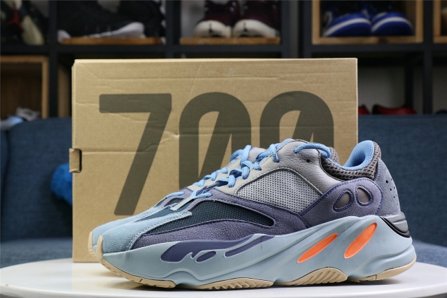 Yeezy Boost 700 Carbon Blue