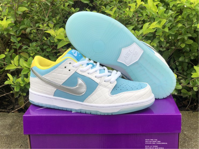 FTC X NIKE SB DUNK LOW DH7687 400