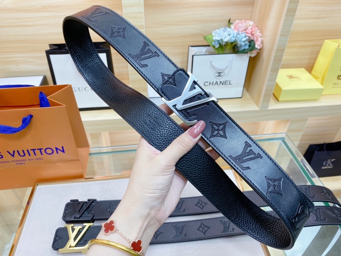 L*ouis V*uitton Belts Top Quality908