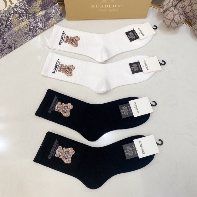 Socks 4pairs