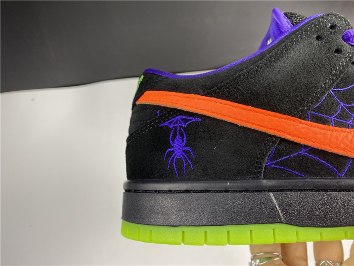 Nike SB Dunk Low “Night of Mischief” BQ6817-006