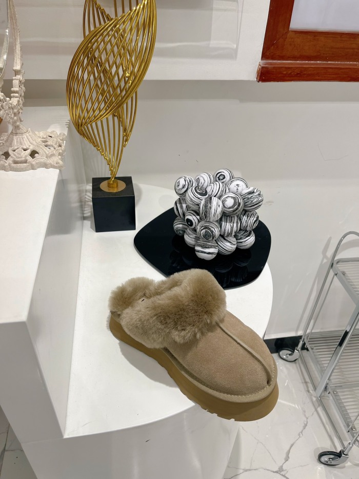 Women U*GG Top Sneaker