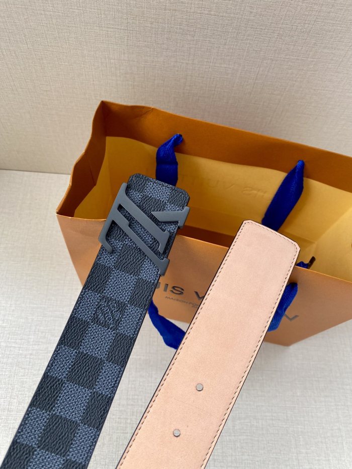 L*ouis V*uitton Belts Top Quality709