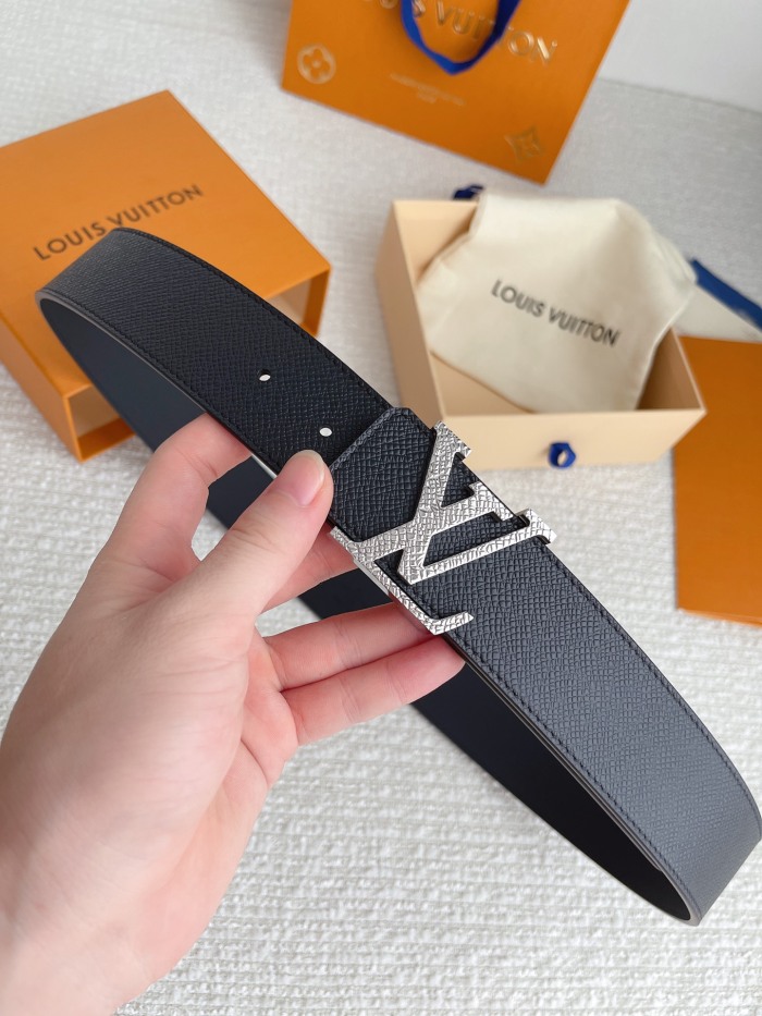 L*ouis V*uitton Belts Top Quality728