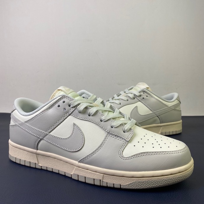 Nike SB Dunk Low Sail Light Bone DD1503-107