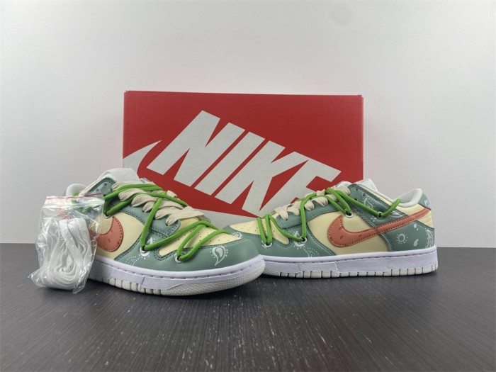 Dunk Low DH9765-100