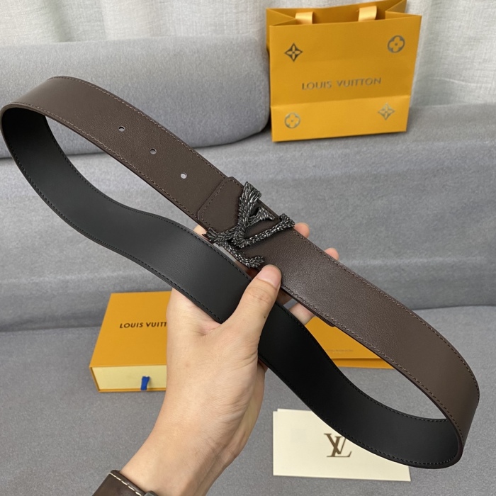 L*ouis V*uitton Belts Top Quality700