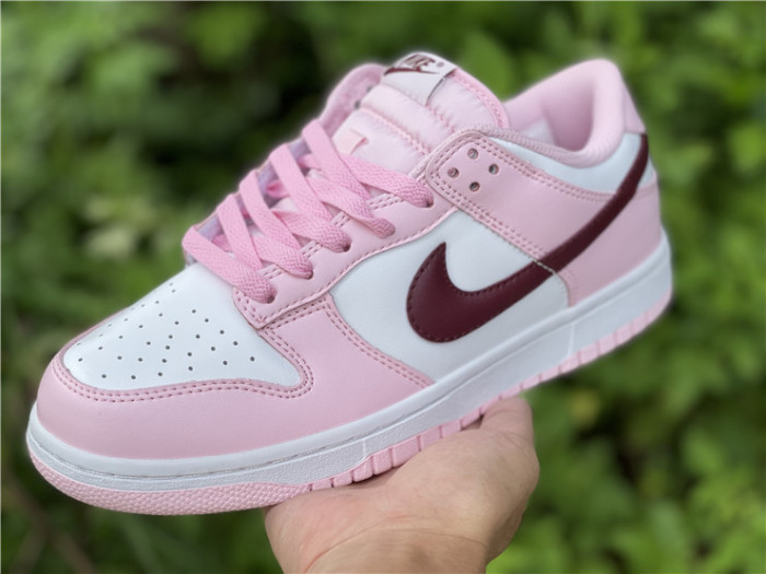 Nike SB Dunk Low CW1590-601