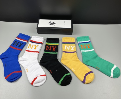 Socks 5 pairs