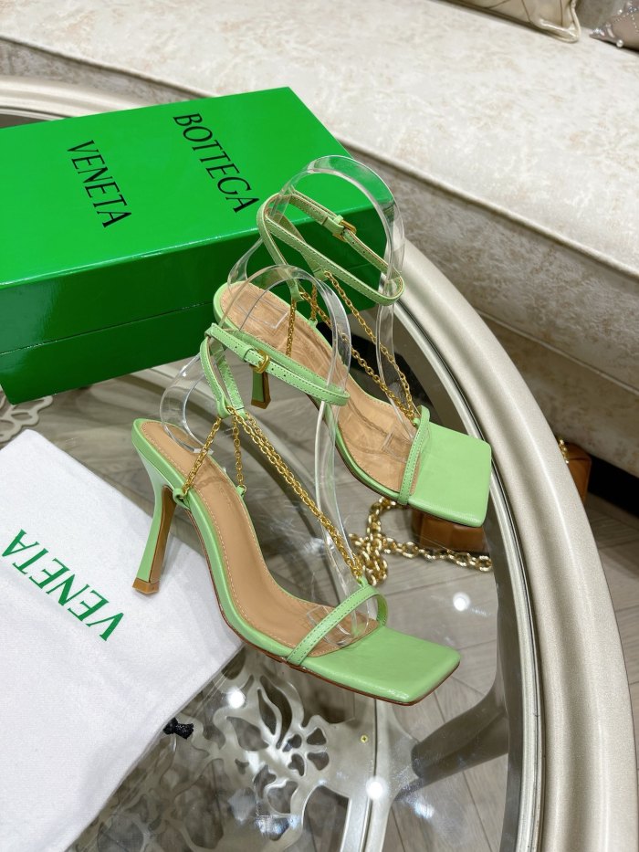 Women B*ottega Top Sandals