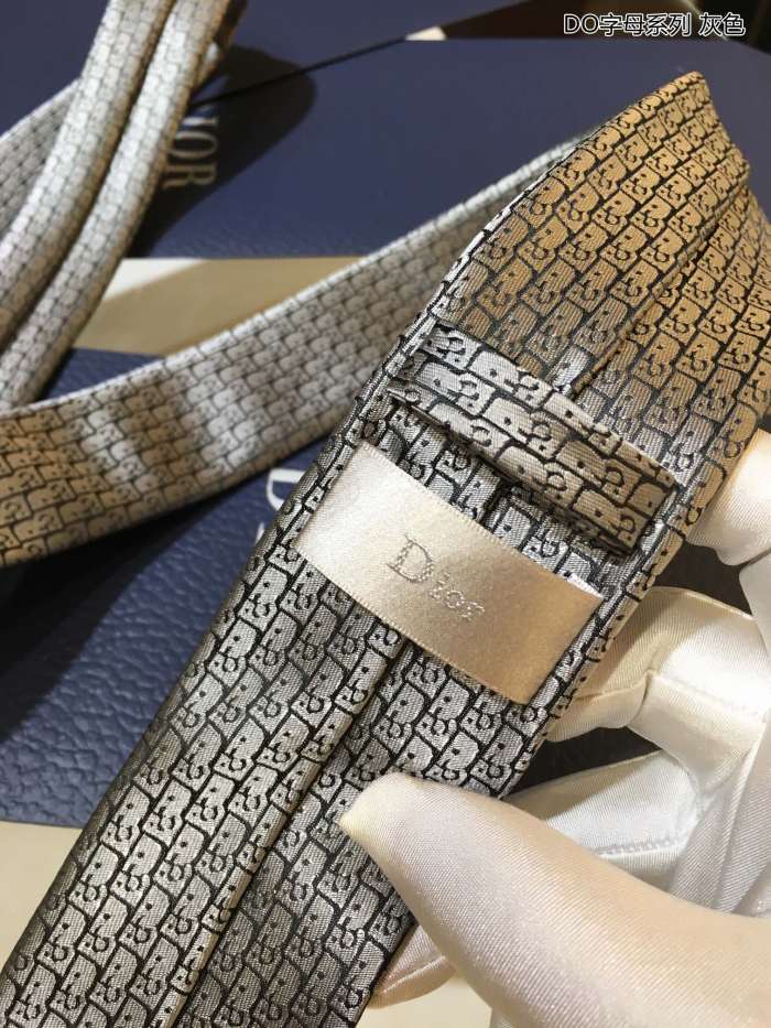 Necktie