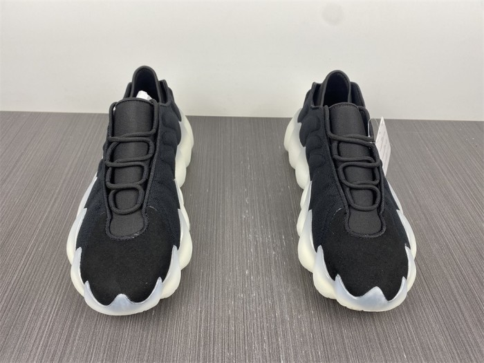 Yeezy Boost 400