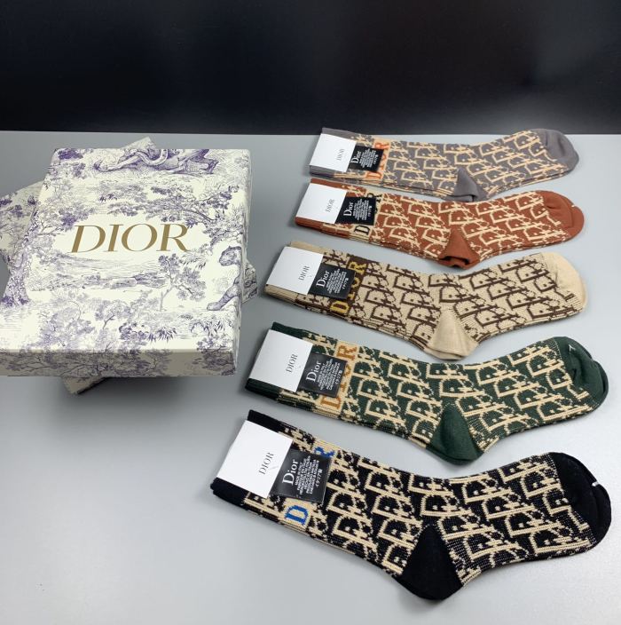 Socks 5 pairs
