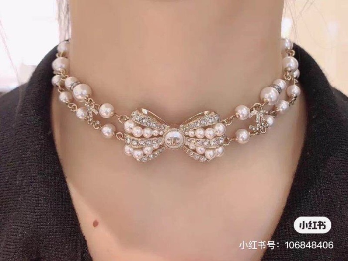 Necklace001