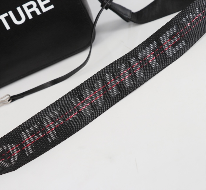 O*ff W*hite Bag Top Quality 21×16×9CM