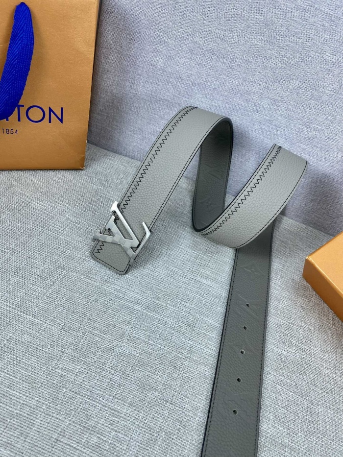 L*ouis V*uitton Belts Top Quality651