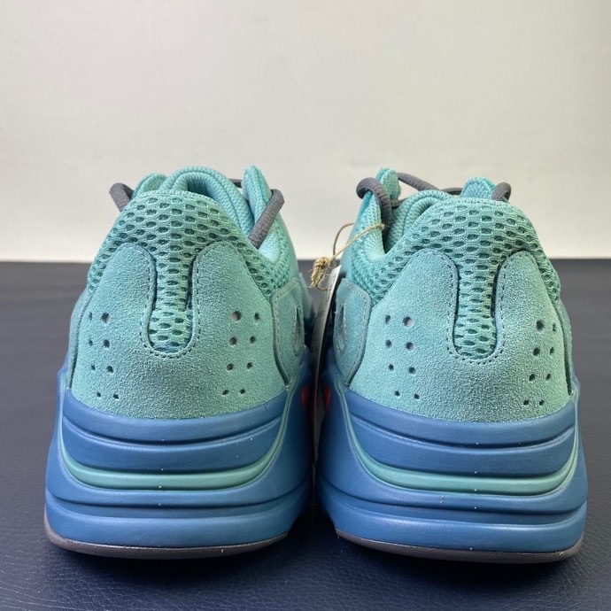 Yeezy Boost 700 GZ2002