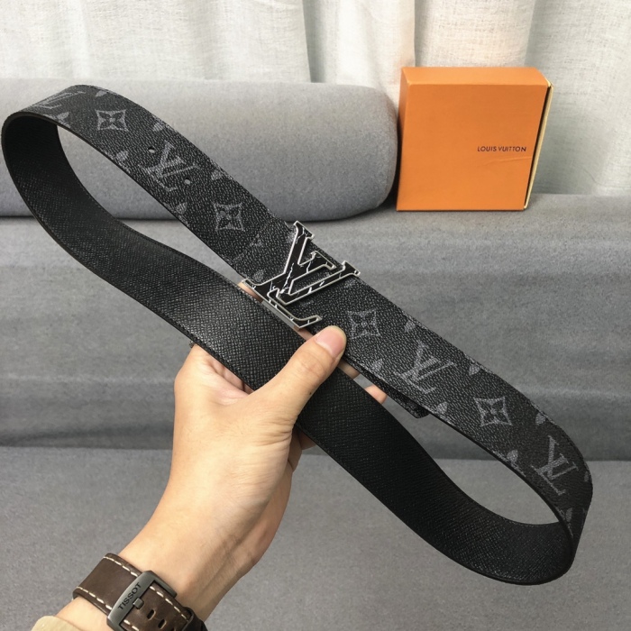 L*ouis V*uitton Belts Top Quality847