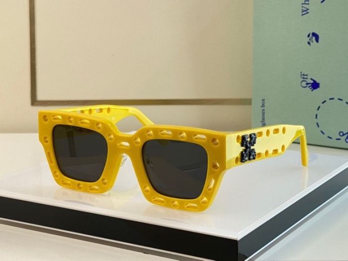 O*ff W*hite Glasses Top